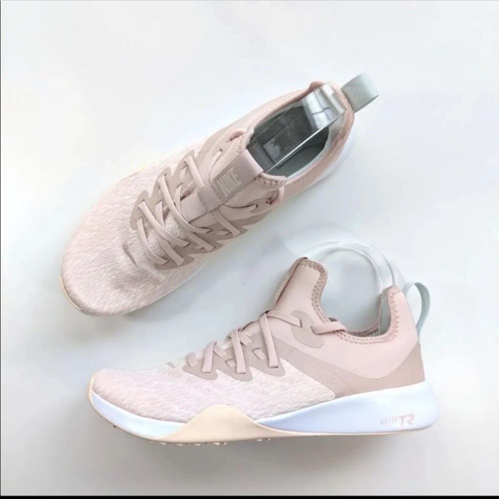Nike Foundation Elite TR Particle Beige